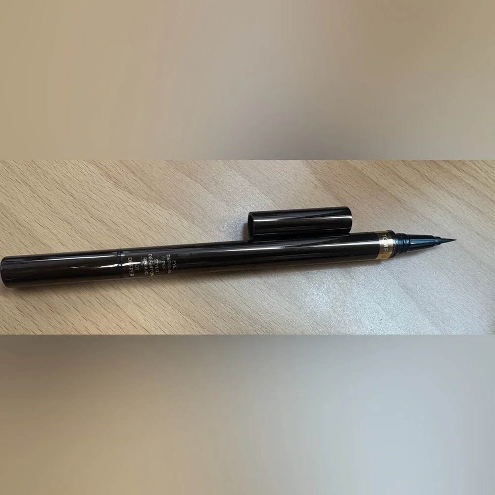 Tom Ford Eye Defining Pen - Deeper, new without box